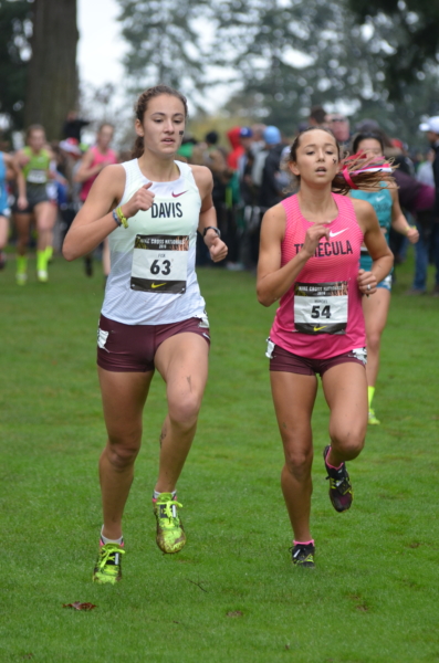 Fisk races against a runner from Temecula.